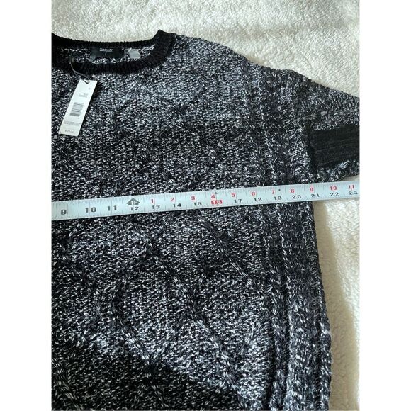 Tahari NWT black and white marbled sweater size S - Picture 5 of 8